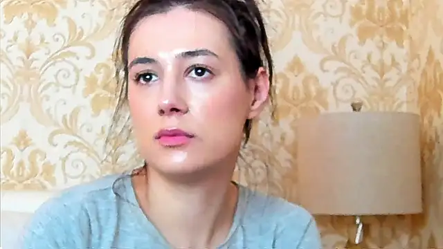 JuliaHunts online show from April 2026 04:08:02 AM