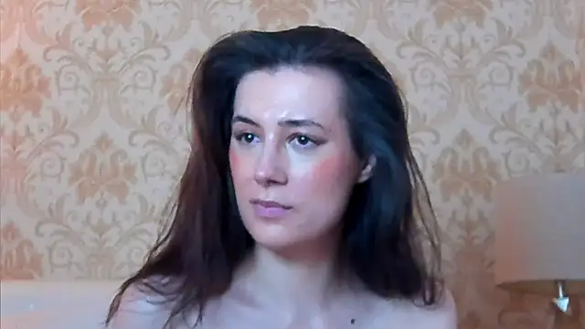 JuliaHunts online show from June 2026 10:38:02 AM