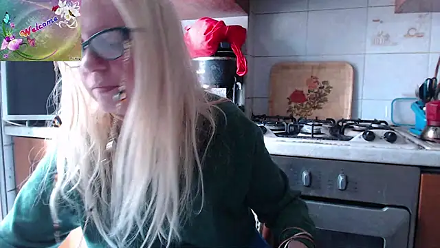 martachatte online show from September 2025 07:48:01 AM