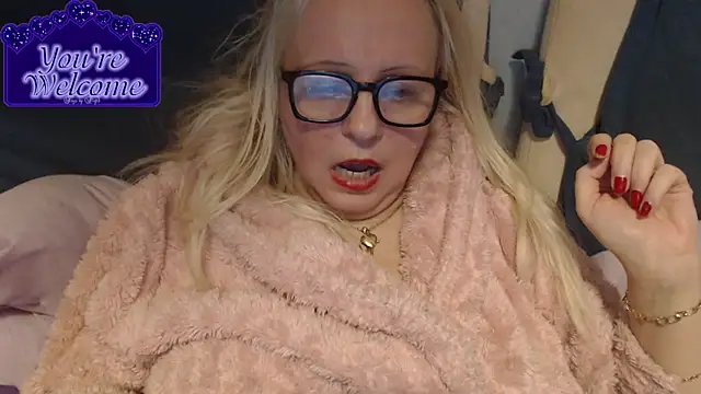 Snapshot of martachatte chatting on March 2026 08:41:02 PM martachatte online show from March 2026 08:41:02 PM