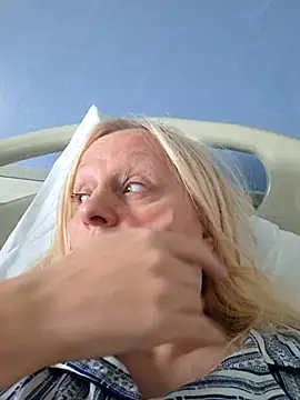 martachatte online show from November 2025 11:44:01 AM