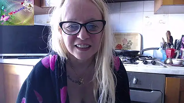 martachatte online show from September 2025 07:31:01 AM