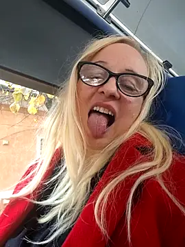 martachatte online show from November 2025 10:40:02 AM