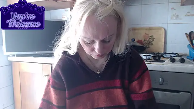 Snapshot of martachatte chatting on March 2026 10:00:02 AM martachatte online show from March 2026 10:00:02 AM