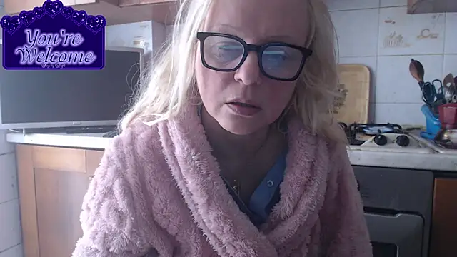 Snapshot of martachatte chatting on March 2026 07:54:01 AM martachatte online show from March 2026 07:54:01 AM