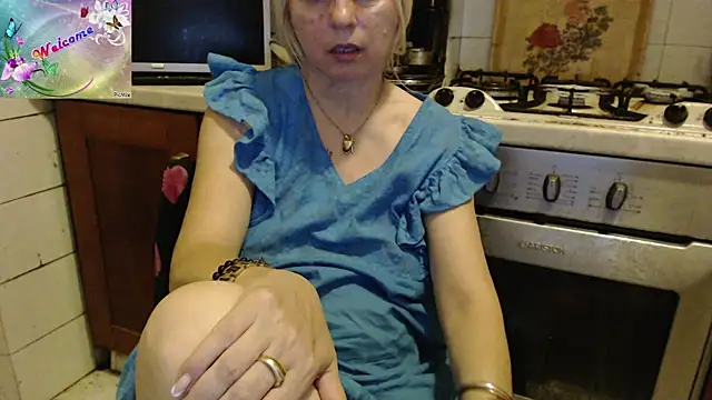 martachatte online show from October 2025 08:43:02 PM