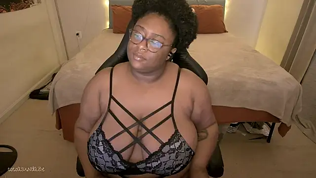 Snapshot of cocoasundaze chatting on December 2024 04:17:01 PM cocoasundaze online show from December 2024 04:17:01 PM