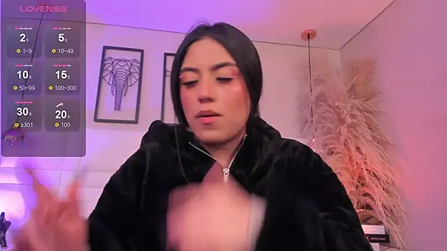 Rebeca jones online show from December 2025 12:11:01 PM