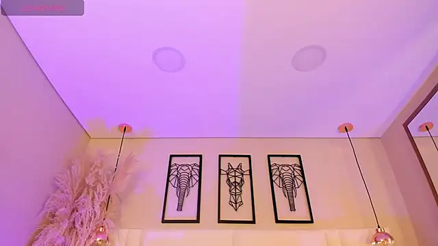 Rebeca jones online show from October 2025 12:03:01 PM