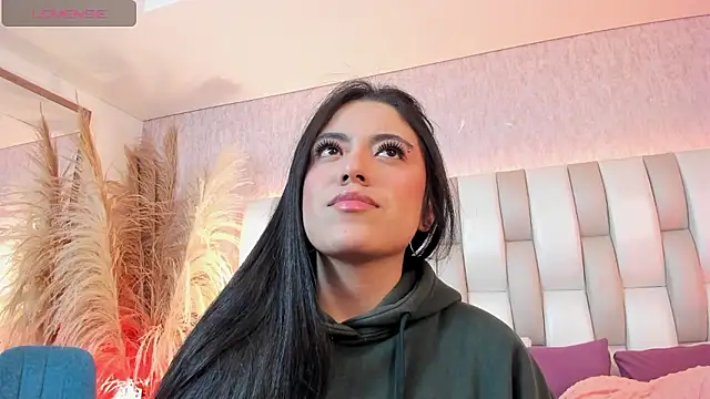 Rebeca jones online show from January 2026 12:20:01 PM