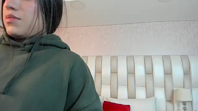 Snapshot of Rebeca_jones chatting on March 2026 12:05:01 PM Rebeca jones online show from March 2026 12:05:01 PM