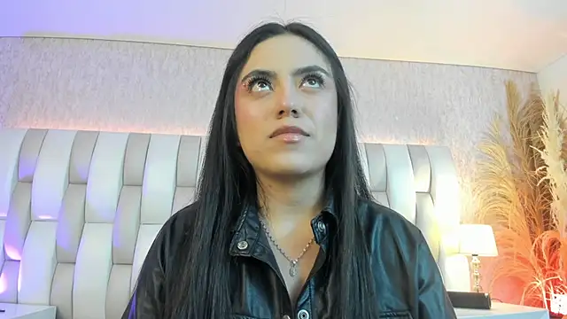 Rebeca jones online show from February 2026 12:11:01 PM