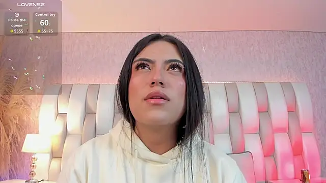 Rebeca jones online show from July 2026 01:21:02 PM
