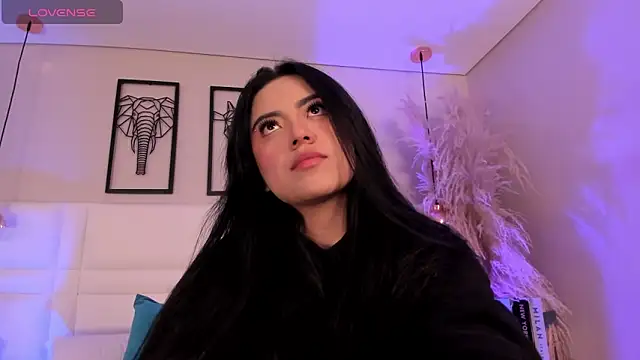 Rebeca jones online show from November 2025 12:31:01 PM