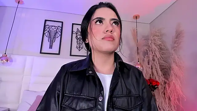Rebeca jones online show from September 2025 12:28:02 PM