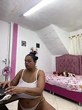 Rossestoner online show from February 2026 10:55:01 AM