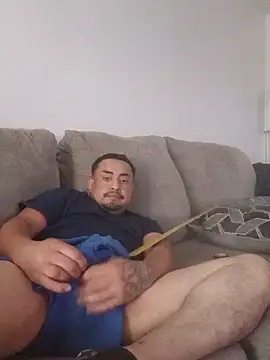 hungpenis210 online show from June 2026 03:17:01 PM