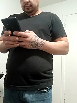 hungpenis210 online show from March 2026 04:18:02 PM