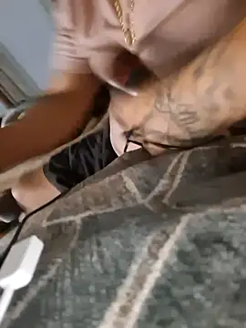 Snapshot of hungpenis210 chatting on September 2025 05:33:01 AM hungpenis210 online show from September 2025 05:33:01 AM