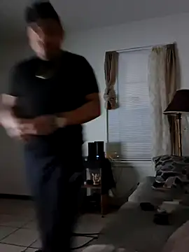 Snapshot of hungpenis210 chatting on October 2025 01:59:01 AM hungpenis210 online show from October 2025 01:59:01 AM