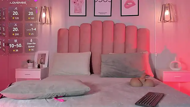 Ashleyy piink online show from April 2026 03:37:01 PM