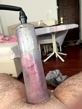 Snapshot of strange6696 chatting on October 2025 07:42:01 AM strange6696 online show from October 2025 07:42:01 AM