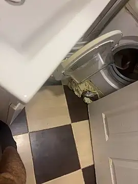 strange6696 online show from November 2025 05:57:02 PM