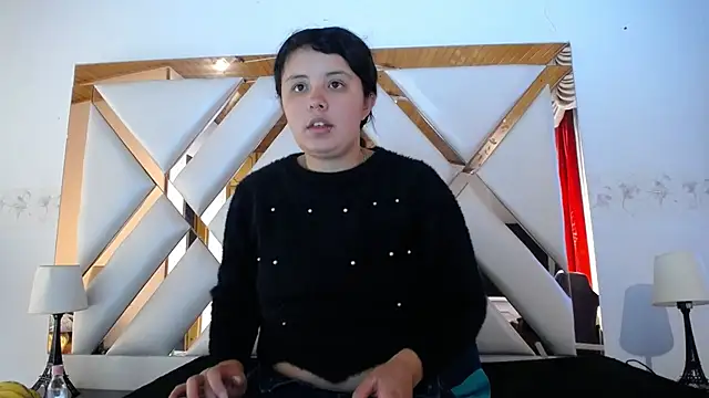 Snapshot of nathaly_low1 chatting on February 2026 12:16:01 PM nathaly low1 online show from February 2026 12:16:01 PM