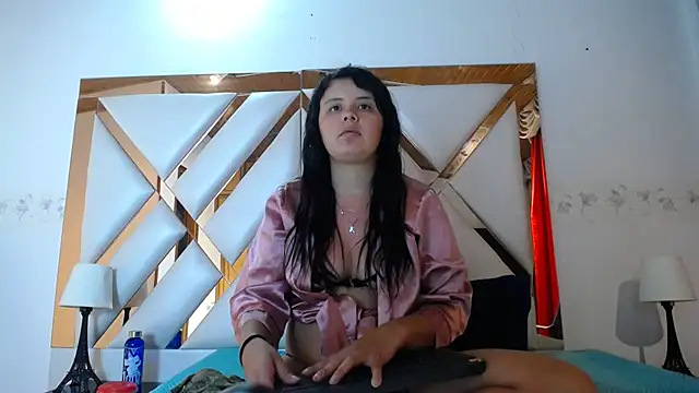 Snapshot of nathaly_low1 chatting on March 2026 01:04:02 PM nathaly low1 online show from March 2026 01:04:02 PM