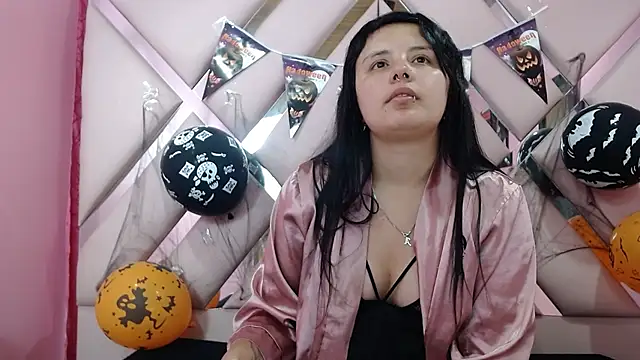 nathaly low1 online show from October 2025 03:06:01 AM