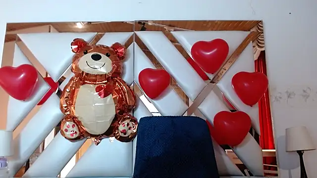 Snapshot of nathaly_low1 chatting on February 2026 12:45:01 PM nathaly low1 online show from February 2026 12:45:01 PM