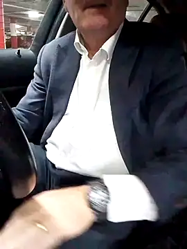 stiffandlubedxh online show from March 2026 08:10:02 AM