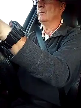 stiffandlubedxh online show from February 2026 08:15:02 PM