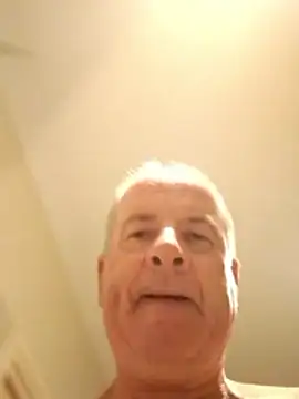 stiffandlubedxh online show from January 2026 08:04:01 PM