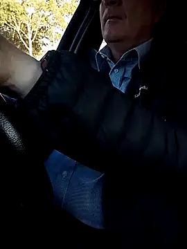 stiffandlubedxh online show from February 2026 08:19:01 PM