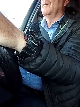 stiffandlubedxh online show from February 2026 08:18:01 PM