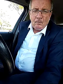 stiffandlubedxh online show from April 2026 02:47:02 AM