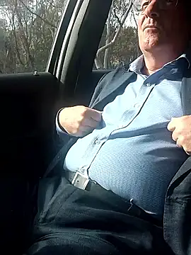 stiffandlubedxh online show from December 2025 09:37:02 PM