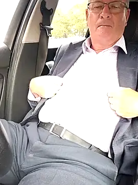 stiffandlubedxh online show from January 2026 08:58:03 PM