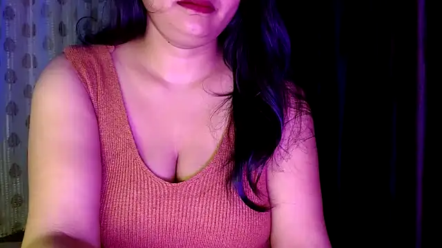 janifer001 online show from January 2026 12:39:02 AM