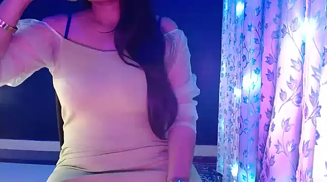 janifer001 online show from December 2024 01:24:02 AM