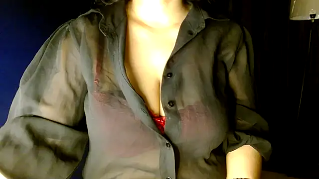 janifer001 online show from March 2026 12:39:01 AM