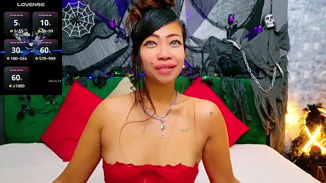 Snapshot of ElyaQuinn chatting on October 2025 08:01:02 AM ElyaQuinn online show from October 2025 08:01:02 AM