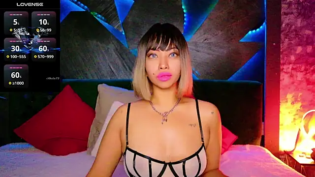 Snapshot of ElyaQuinn chatting on November 2025 07:20:02 AM ElyaQuinn online show from November 2025 07:20:02 AM