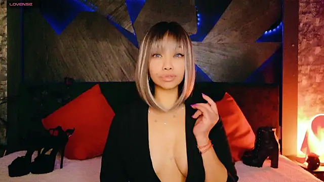 ElyaQuinn online show from March 2026 08:11:01 AM