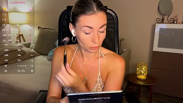 DannaEvan online show from June 2026 02:45:02 PM