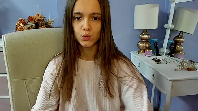 Snapshot of dirtyxEmily chatting on February 2026 07:19:02 AM dirtyxEmily online show from February 2026 07:19:02 AM