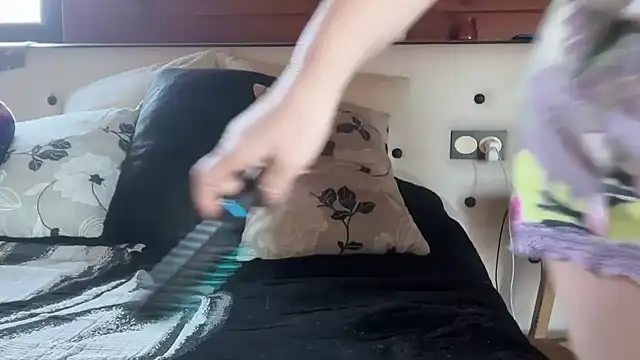 Pitufina love online show from March 2026 08:07:02 AM