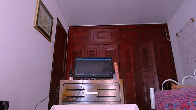 Snapshot of AngelBarbaro chatting on September 2025 08:30:02 PM AngelBarbaro online show from September 2025 08:30:02 PM