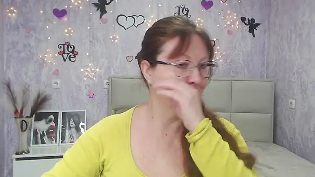 VanessaHotts online show from March 2025 06:05:01 AM